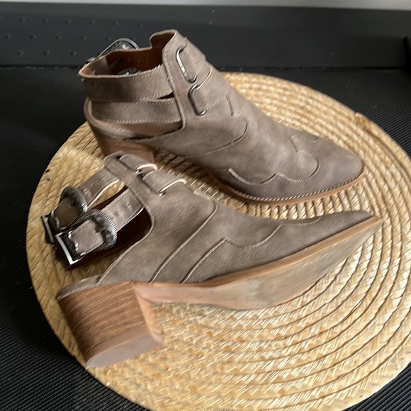 Mi.im leather Western Buckle Sandals Boots Size 7.5 - Picture 12 of 16